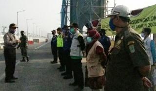Polsek Rengasdegklok Laksanakan Pengecekan Cek Point Perbatasan Karawang Bekasi